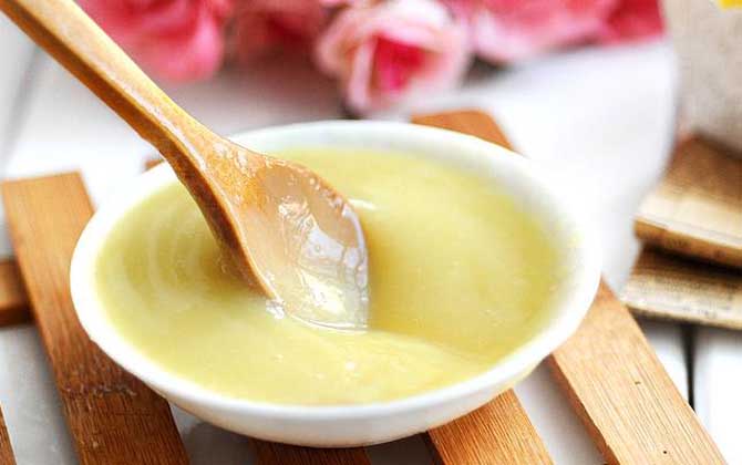 買蜂王漿選哪個牌子最好? 蜂王漿