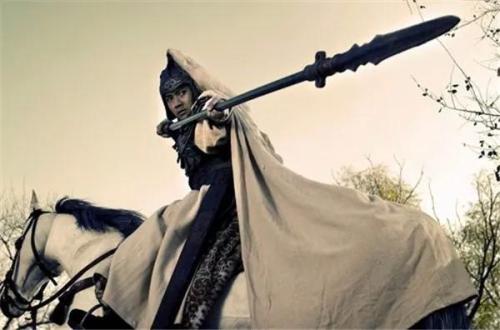 史書(shū)明確稱(chēng)贊趙云，說(shuō)他是不折不扣的帥哥：