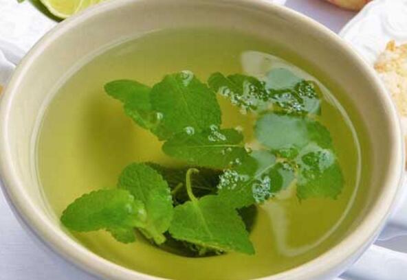 女人喝天山雪蜜的好處(女人吃雪蜜有什么好處) 女人喝天山雪蜜的好處(女人吃雪蜜有什么好處)